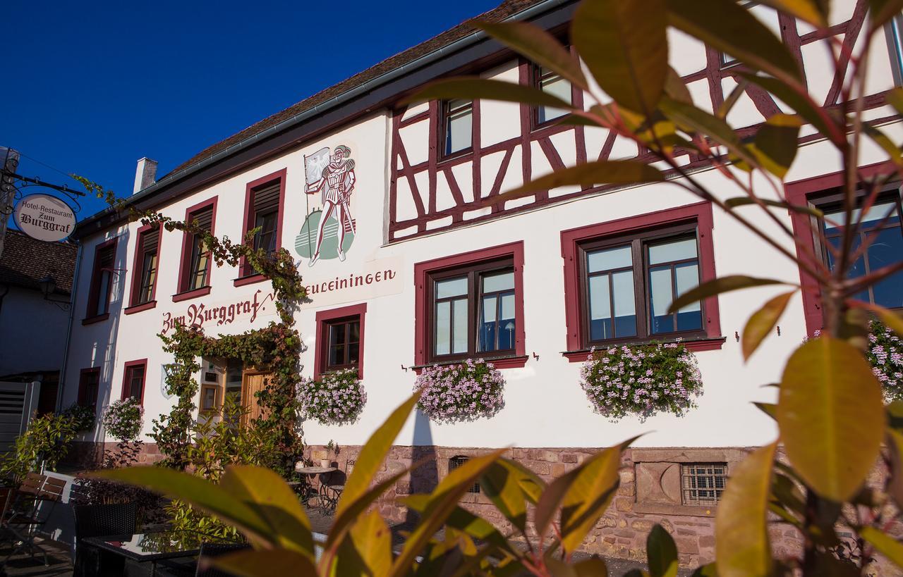 Hotel Restaurant Zum Burggraf Neuleiningen Exterior foto