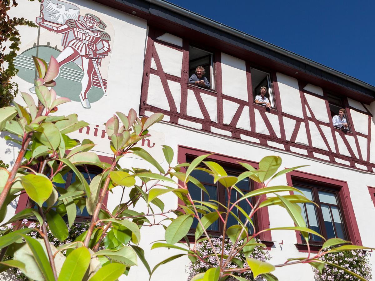 Hotel Restaurant Zum Burggraf Neuleiningen Exterior foto